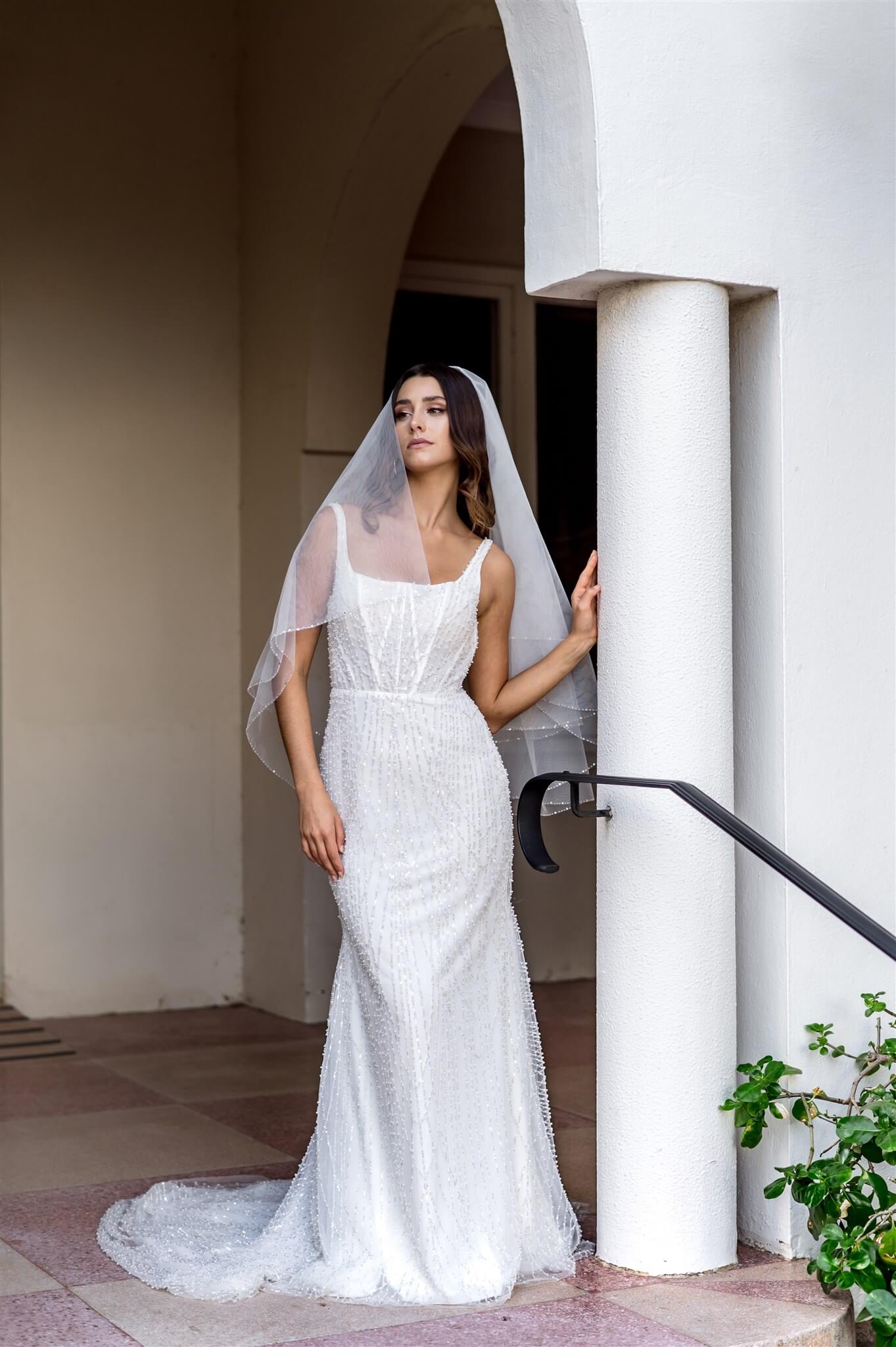 Demi Veil