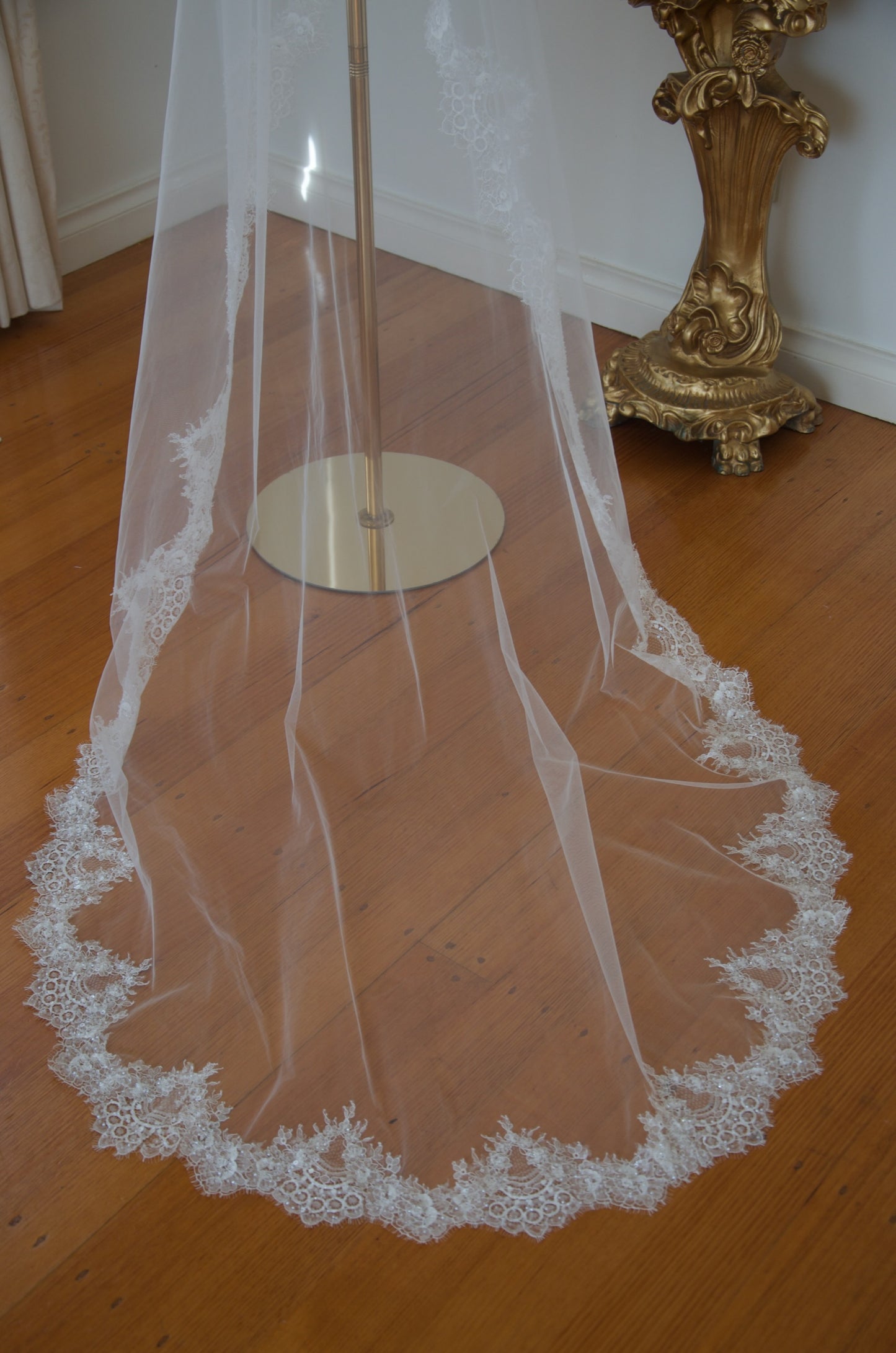 Lacey Veil