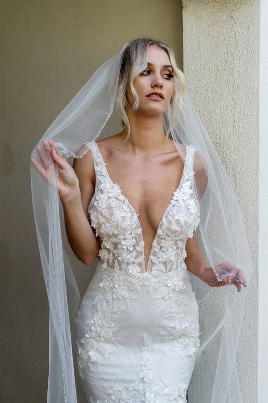 Evie Veil
