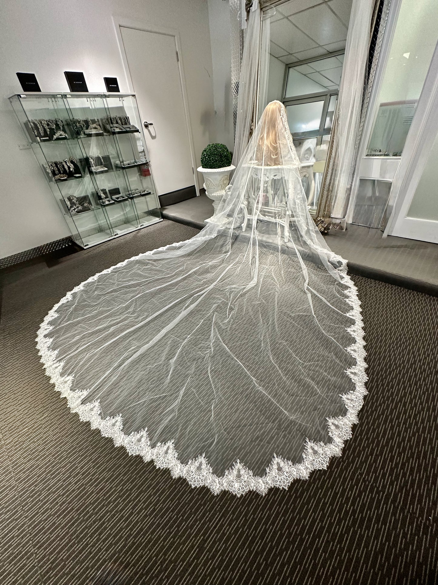 Lacey Veil