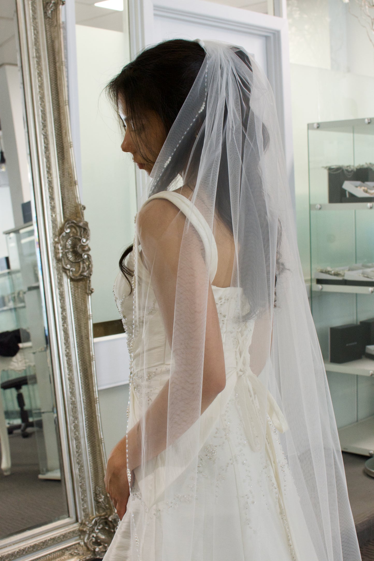 Louise Veil